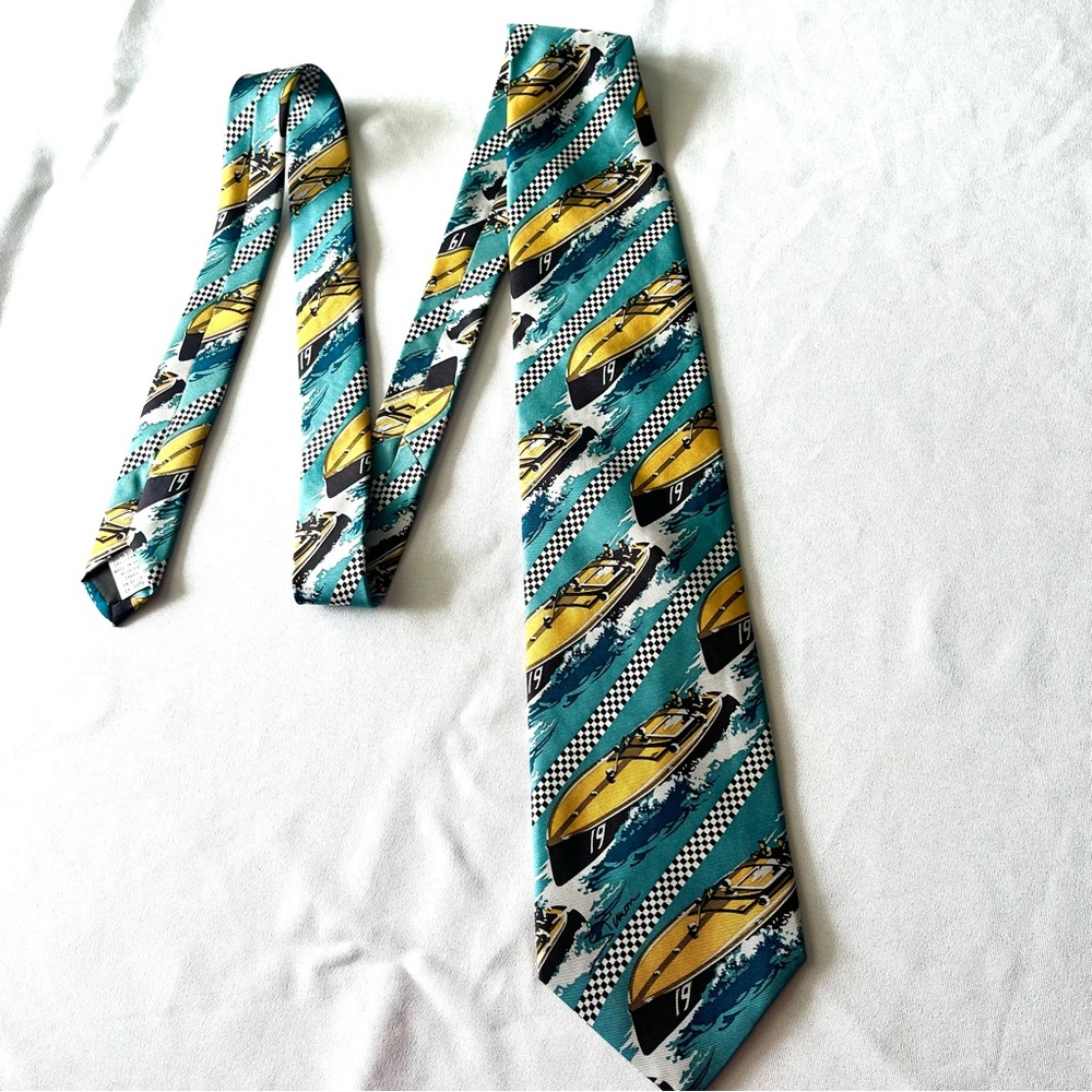 RM Style Vintage speedboat print silk tie
